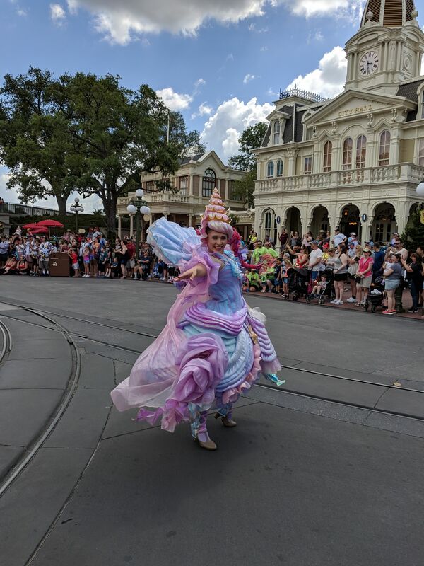 Great interaction from Festival of Fantasy dancer